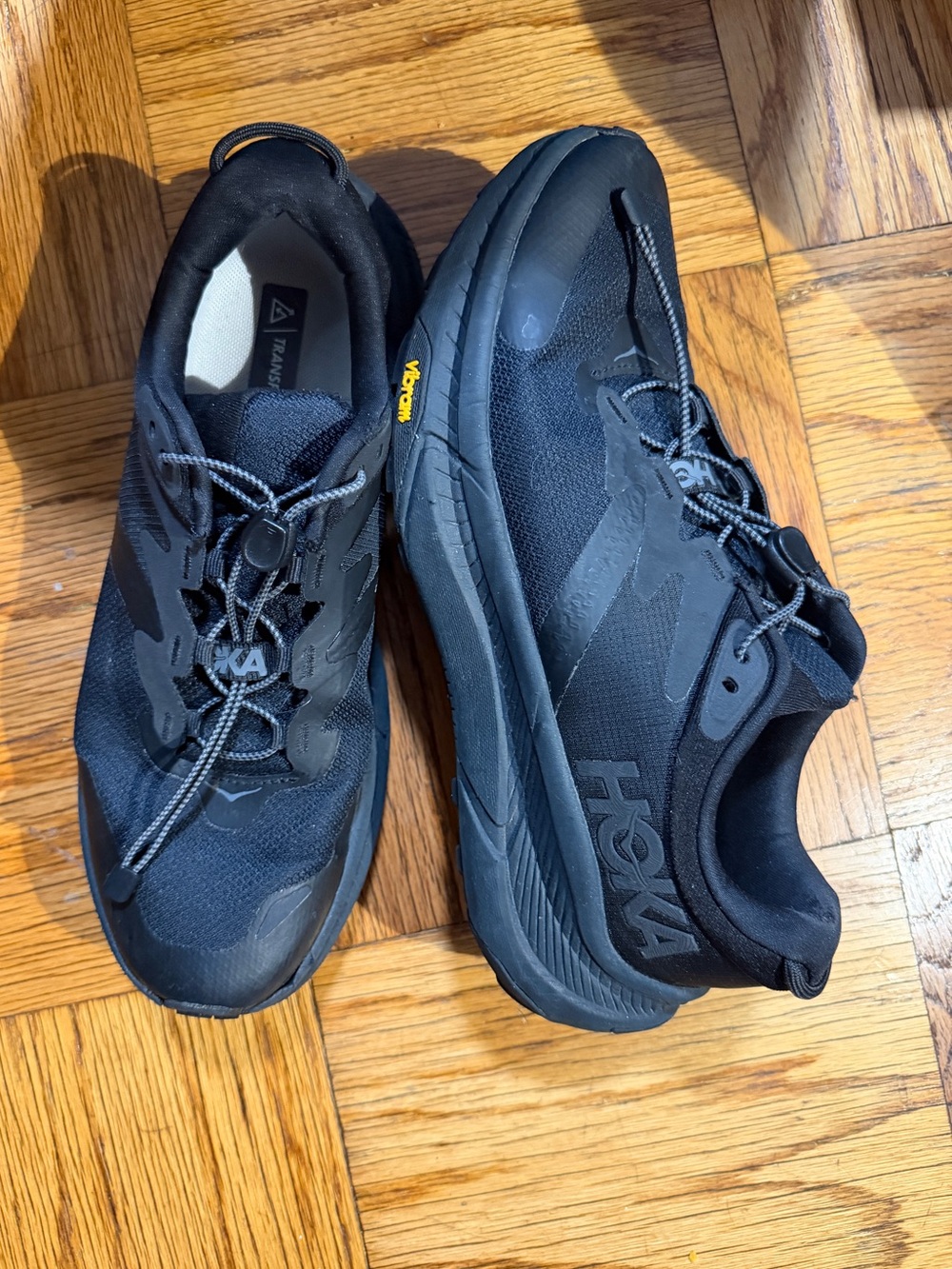 Hoka Transport Sneakers / City to Trail, Women’s 9, Black, Bungee Laces, EUC.
